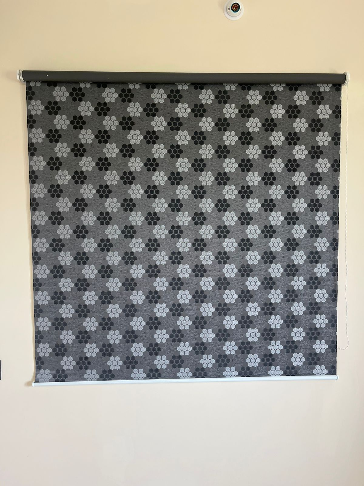 Contemporary Hexagonal Pattern Roller Blinds - Black & Grey